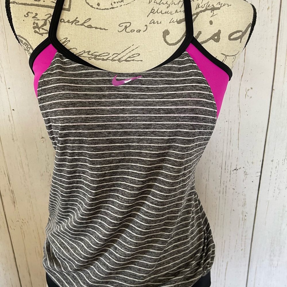 Nike tank top